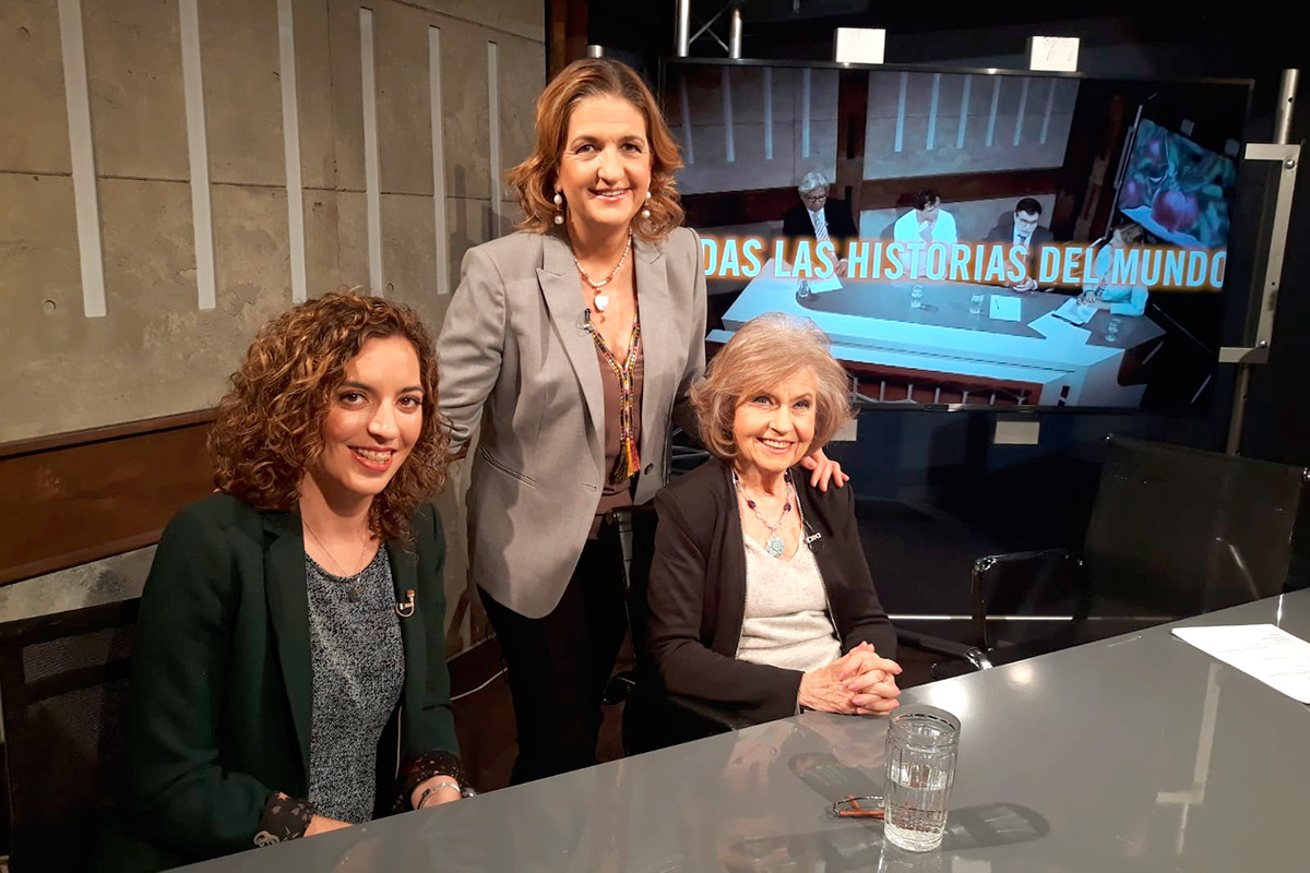 Lara Diloy, Cecilia Rodrigo y María José Peláez en Déjate de historias TV